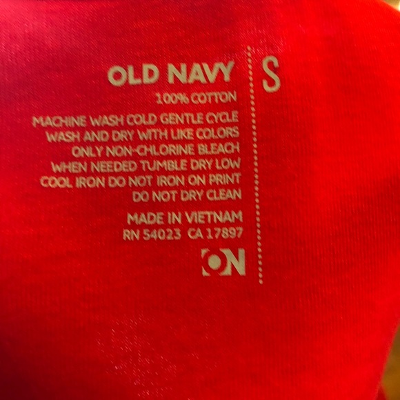 Skirt and shirt outfit - Picture 4 of 5